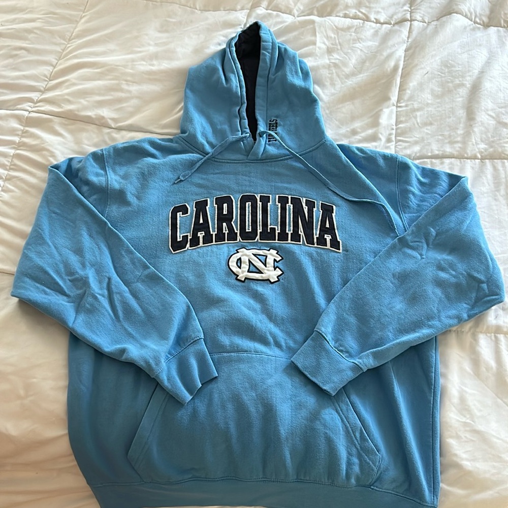 Size XL hooded sweatshirt North Carolina Tar  Heels